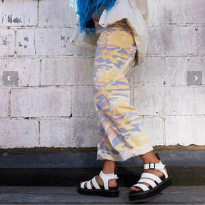 Dr Martens BLAIRE HYDRO LEATHER STRAP SANDALS